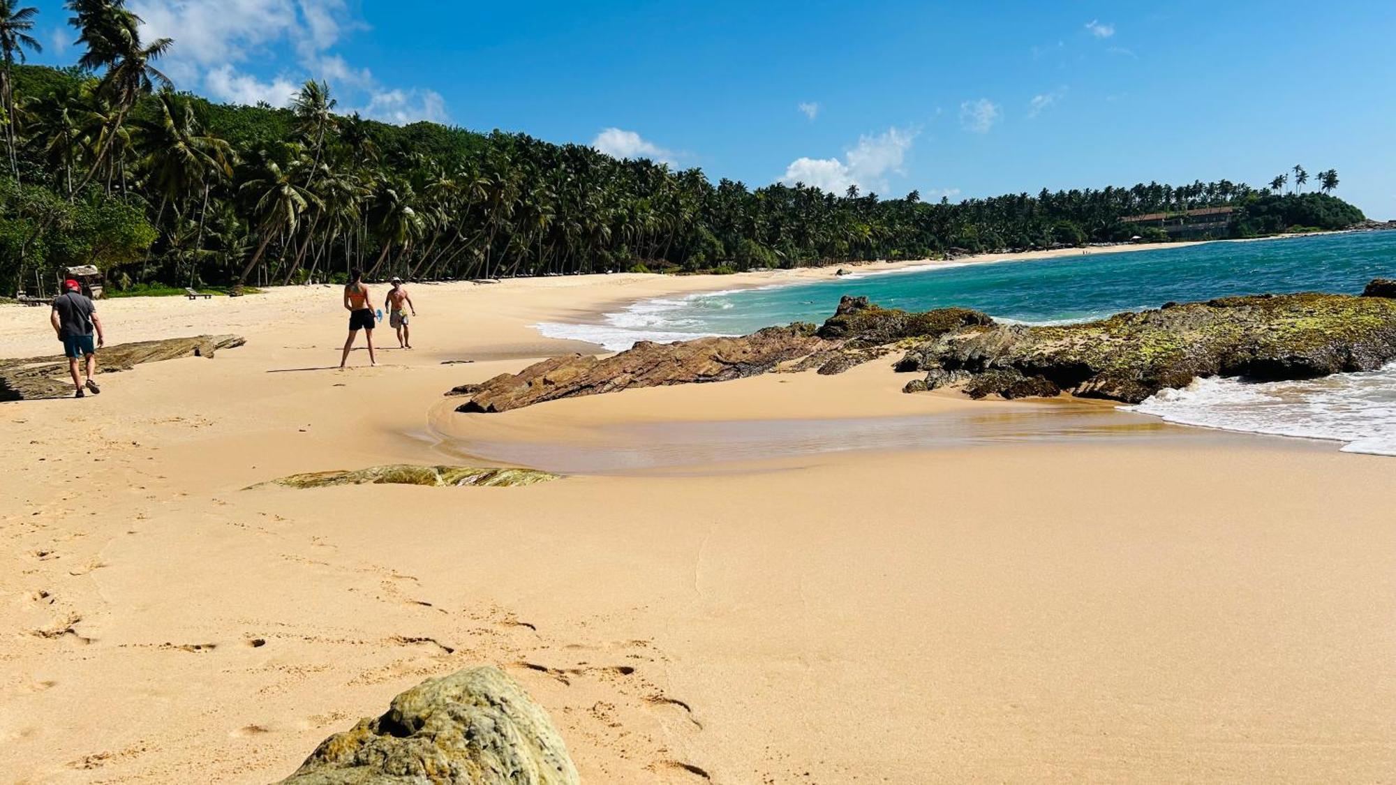 Hotel Shadow Surf Bay Tangalle Exterior foto